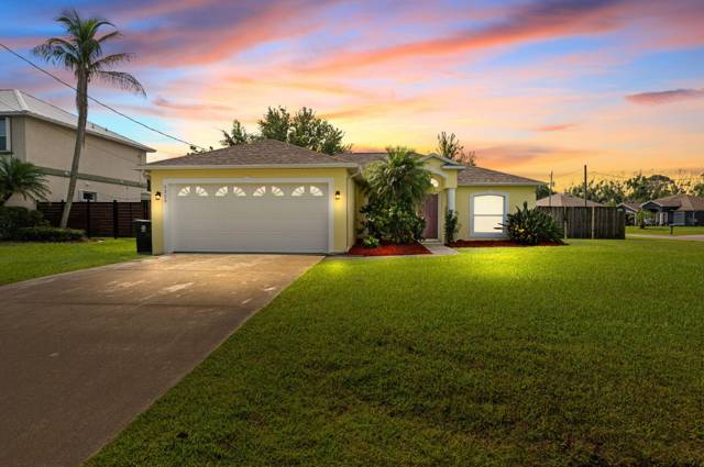 5323 NW Perez Court
