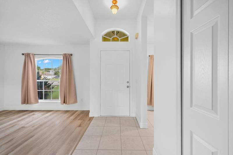 3 bedroom Single Family Residence at 5323 NW Perez Court, Port St Lucie Section 48 1st Replat, Port St. Lucie — photo 4
