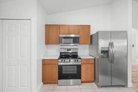 5323 NW Perez Court, Port St. Lucie FL - photo 9 of 27