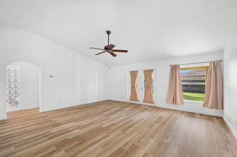 5323 NW Perez Court, Port St. Lucie FL - photo 11 of 27