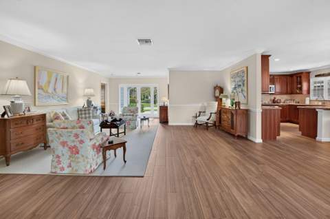 7 Holly Drive, Boynton Beach FL - photo 6 of 91