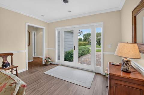 7 Holly Drive, Boynton Beach FL - photo 9 of 91