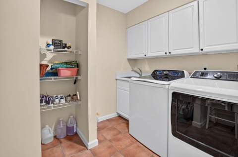 7 Holly Drive, Boynton Beach FL - photo 18 of 91