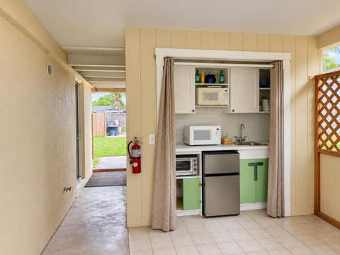 2205 NE 4th Court, Boynton Beach FL - photo 20 of 23