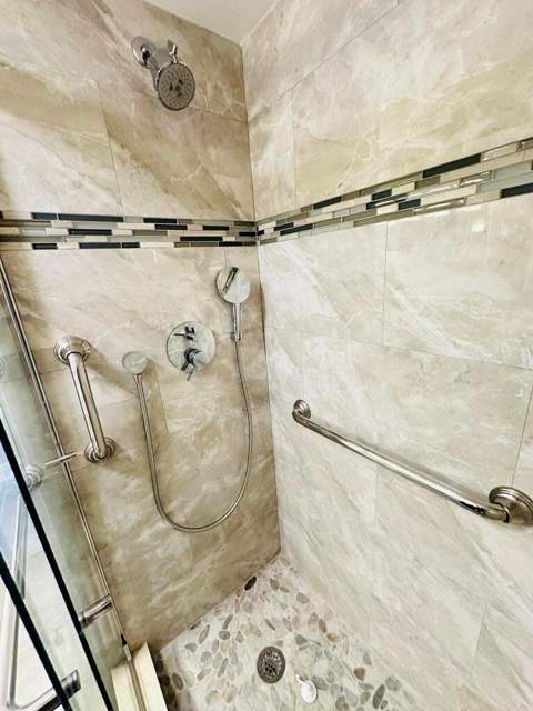 310 Grantham A, Deerfield Beach FL - photo 11 of 36