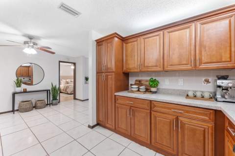 629 SW Ray Avenue, Port St. Lucie FL - photo 17 of 47
