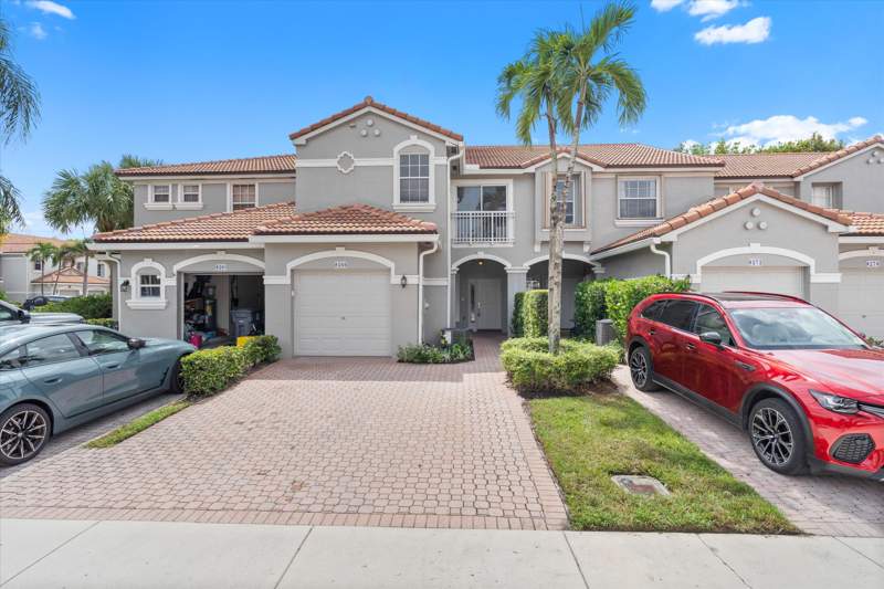3 bedroom Townhouse at 8266 Via Serena, Mizner Pointe Of Boca Via Ancho, Boca Raton — photo 2