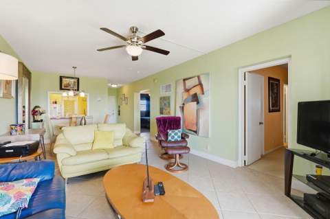 4117 Bougainvilla Drive #507, Lauderdale-By-The-Sea FL - photo 17 of 46