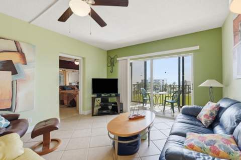 4117 Bougainvilla Drive #507, Lauderdale-By-The-Sea FL - photo 19 of 46