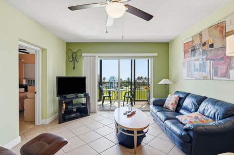 4117 Bougainvilla Drive #507, Lauderdale-By-The-Sea FL - photo 6 of 46