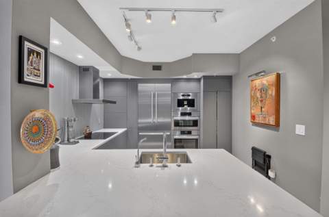 550 Okeechobee Boulevard #1111, West Palm Beach FL - photo 14 of 133