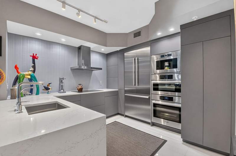2 bedroom Condominium at 550 Okeechobee Boulevard #1111, Cityplace South Tower Condo, West Palm Beach — photo 3