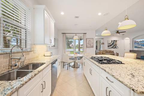 115 Tresana Boulevard #35, Jupiter FL - photo 17 of 33