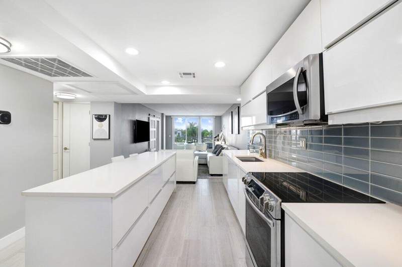 2 bedroom Condominium at 155 Isle Of Venice Drive #501, Venice Isle Tower Condo, Fort Lauderdale — photo 3