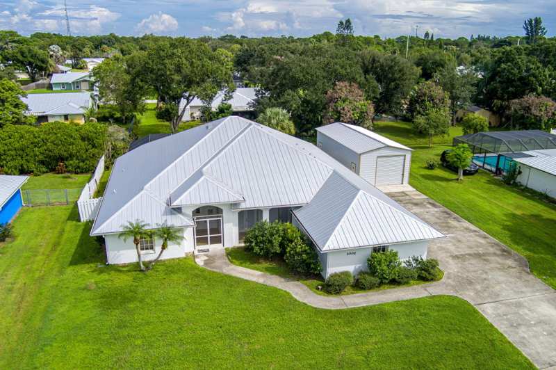 3 bedroom Single Family Residence at 1002 Ibis Avenue, White City, Fort Pierce — photo 1