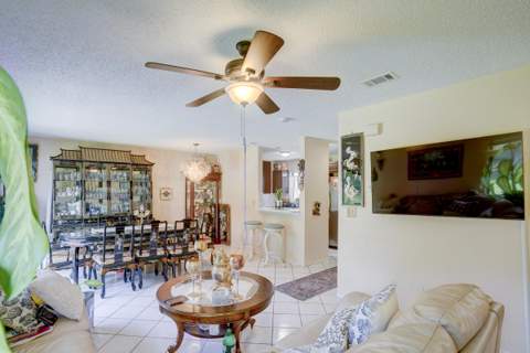 2351 SE Fruit Avenue, Port St. Lucie FL - photo 13 of 29