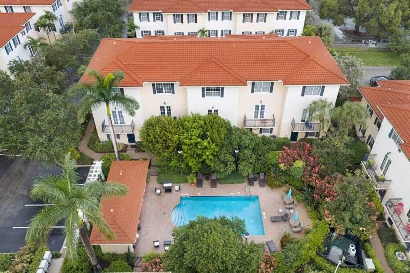 3 bedroom Townhouse at 2502 N Dixie Highway #39, Courtyards Of Lake Worth, Lake Worth Beach — photo 1