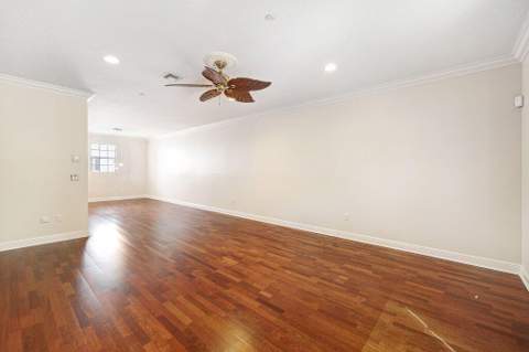2502 N Dixie Highway #39, Lake Worth Beach FL - photo 12 of 46
