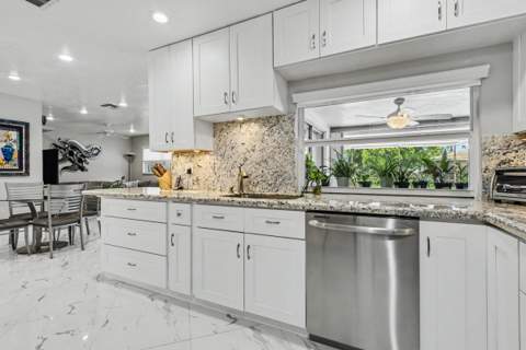 415 Sailboat Circle, Weston FL - photo 13 of 29
