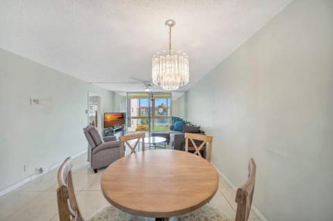 2700 Sunrise Lakes Drive #201, Sunrise FL - photo 11 of 54