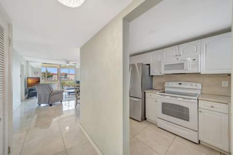 2700 Sunrise Lakes Drive #201, Sunrise FL - photo 12 of 54