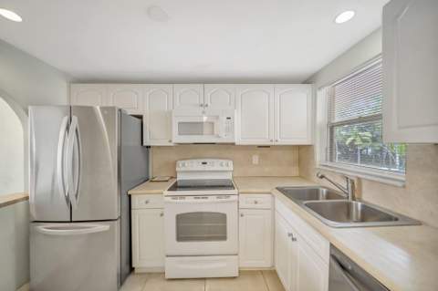 2700 Sunrise Lakes Drive #201, Sunrise FL - photo 14 of 54