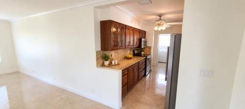 361 NW 42nd Street, Deerfield Beach FL - photo 9 of 38