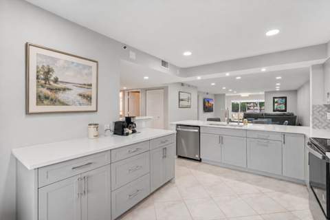 5749 Gemstone Court #Ph401, Boynton Beach FL - photo 8 of 48