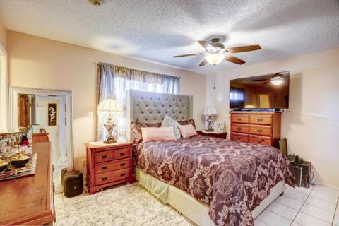 2351 SE Fruit Avenue, Port St. Lucie FL - photo 18 of 29