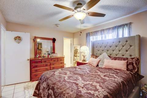 2351 SE Fruit Avenue, Port St. Lucie FL - photo 19 of 29