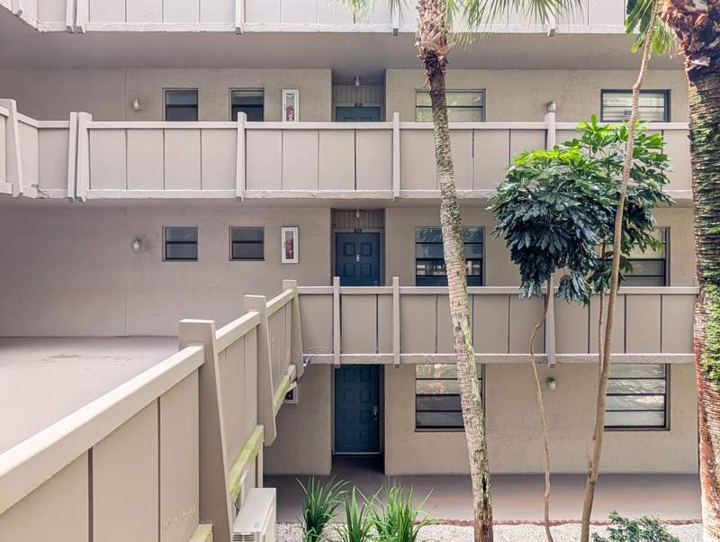 1 bedroom Condominium at 900 Colony Point Circle #205, Colony Point 1 Condo, Pembroke Pines — photo 5