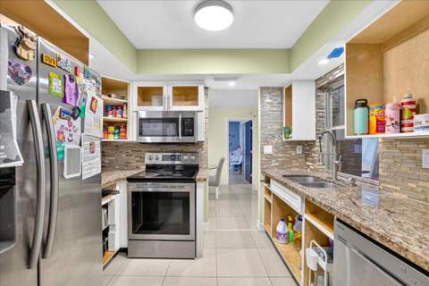 4911 NW 14th, Deerfield Beach FL - photo 13 of 25