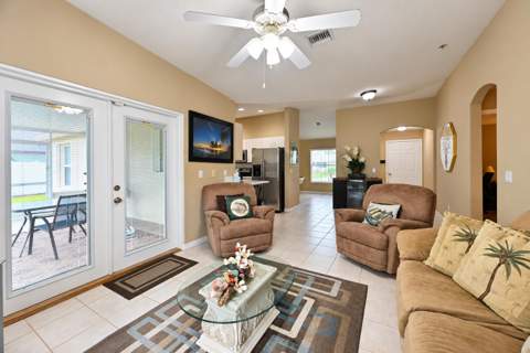 326 SE Starfish Avenue, Port St. Lucie FL - photo 13 of 40