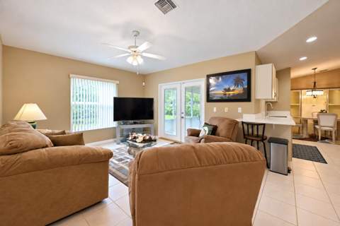 326 SE Starfish Avenue, Port St. Lucie FL - photo 15 of 40