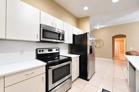 326 SE Starfish Avenue, Port St. Lucie FL - photo 11 of 40