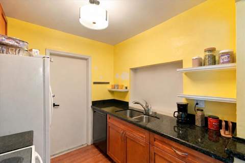 2294 NW 81st Terrace, Sunrise FL - photo 10 of 25