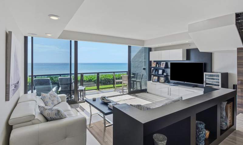 3 bedroom Townhouse at 3115 S Ocean Boulevard #103, Ocean Terrace North Condo, Highland Beach — photo 2