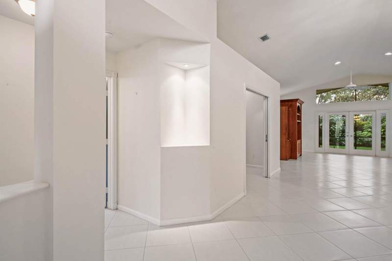3 bedroom Single Family Residence at 7286 Wailea Avenue, Valencia Isles 3, Boynton Beach — photo 3