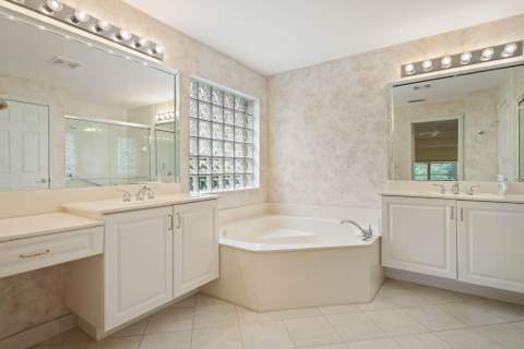 7286 Wailea Avenue, Boynton Beach FL - photo 22 of 73