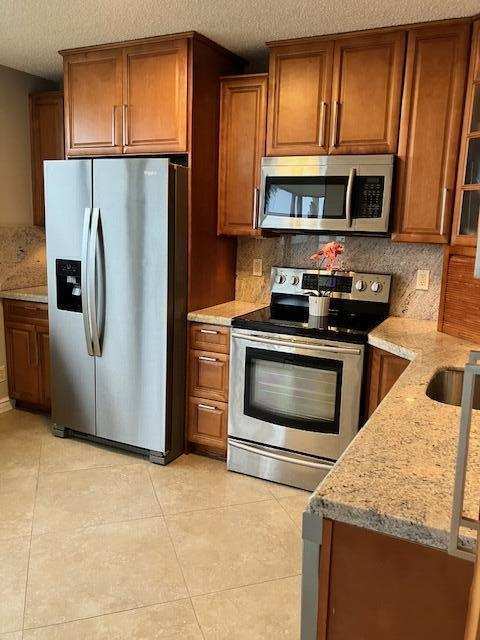 2 bedroom Condominium at 106 Lake Emerald Drive #Apt 114, Lake Emerald Condominium No Two, Oakland Park — photo 1