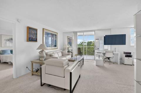 6461 NW 2nd Avenue #515, Boca Raton FL - photo 11 of 51