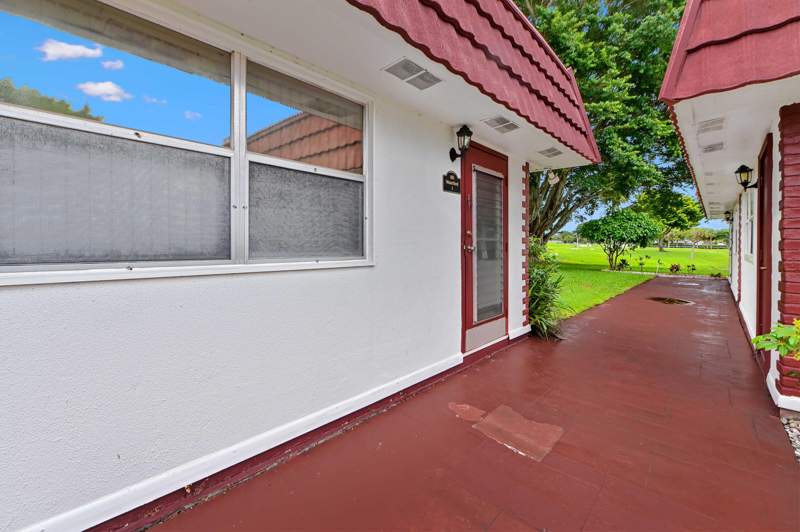 1 bedroom Condominium at 195 Waterford Crescent, Kings Point Waterford Condos, Delray Beach — photo 2