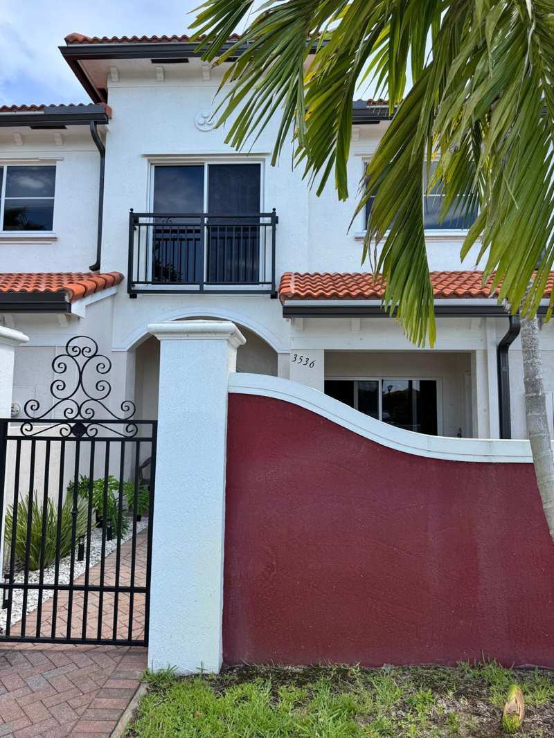 2 bedroom Townhouse at 3536 NW 29th Place #3536, Edc Associates Plat, Lauderdale Lakes — photo 1