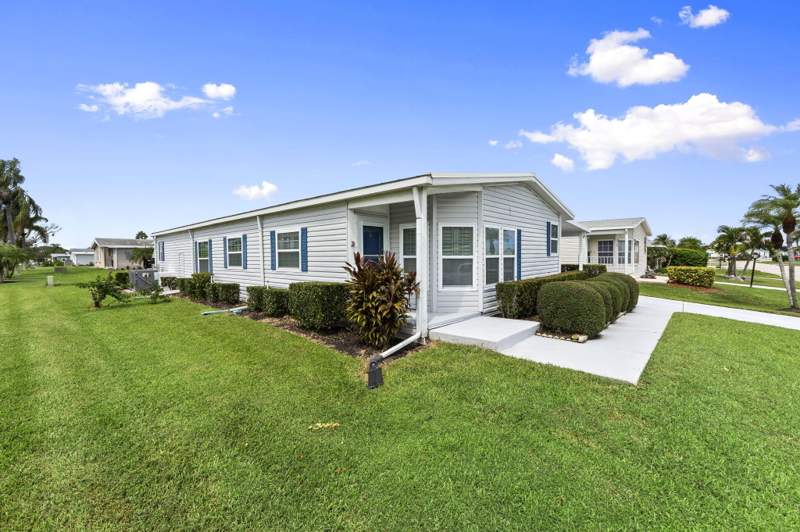 2 bedroom Single Family Residence at 3342 Columbrina Circle, Savanna Club Plat III, Port St. Lucie — photo 3