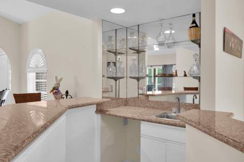 2728 Serenity Circle, Fort Pierce FL - photo 10 of 44