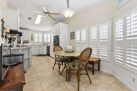 3342 Columbrina Circle, Port St. Lucie FL - photo 9 of 31