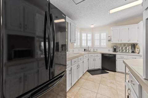 3342 Columbrina Circle, Port St. Lucie FL - photo 10 of 31