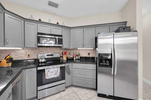 2728 Serenity Circle, Fort Pierce FL - photo 16 of 44