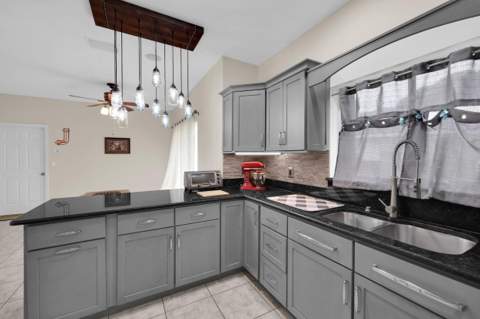 2728 Serenity Circle, Fort Pierce FL - photo 17 of 44