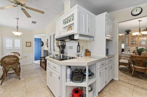 3342 Columbrina Circle, Port St. Lucie FL - photo 12 of 31